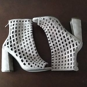 Cape Robbins size 8 1/2 shoes